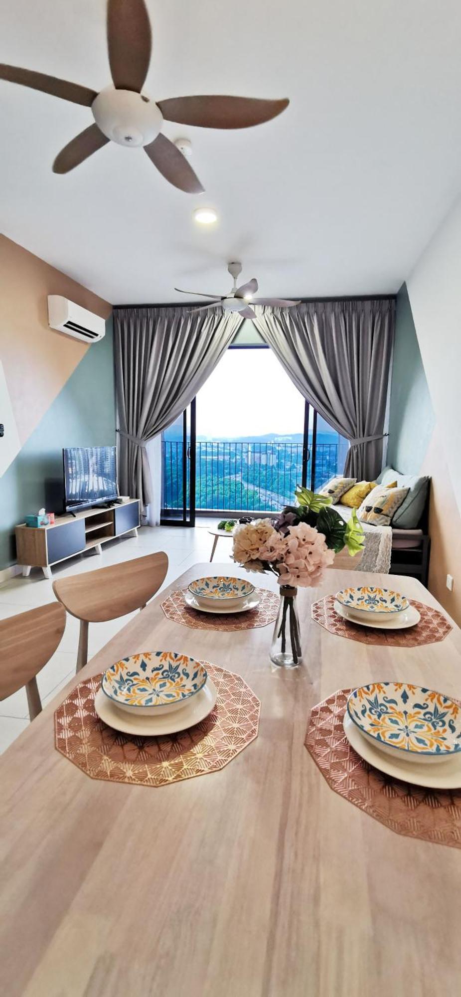 Astetica Pool & Lake View High Floor 100Mbps Wifi Netflix Seri Kembangan Room photo